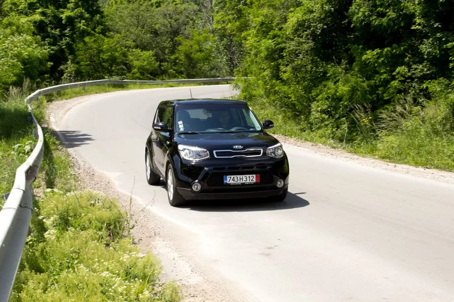 Зад волана на KIA Soul