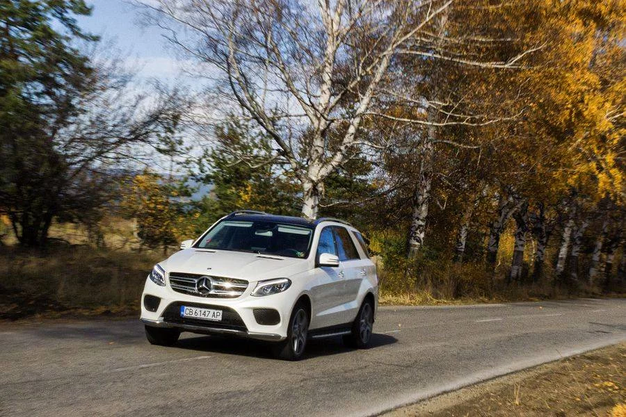 Зад волана на Mercedes-Benz GLE