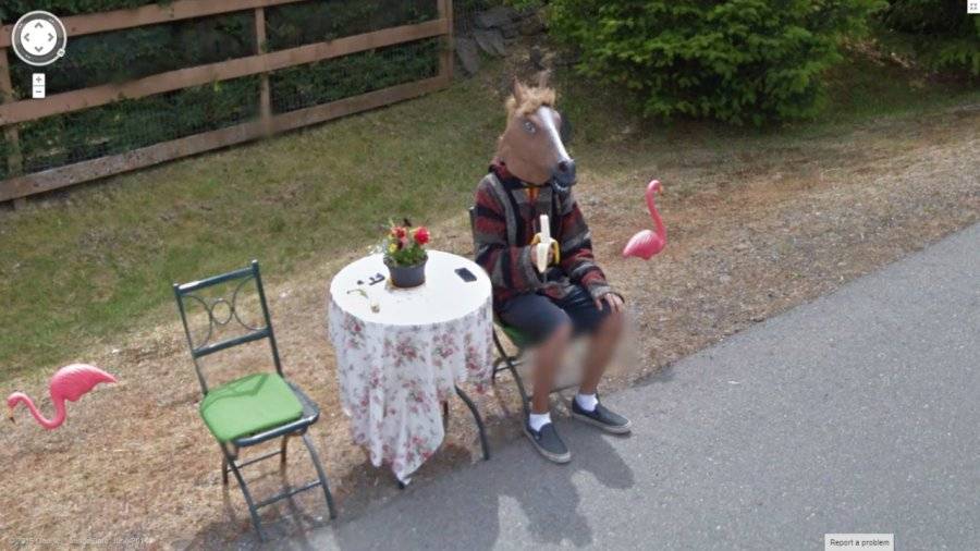 Още странни снимки, хванати от Google Street View 