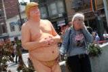 Голи статуи на Доналд Тръмп изненадаха жителите на САЩ 