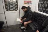 Ентусиасти пътуваха по бельо в берлинското метро (18+)