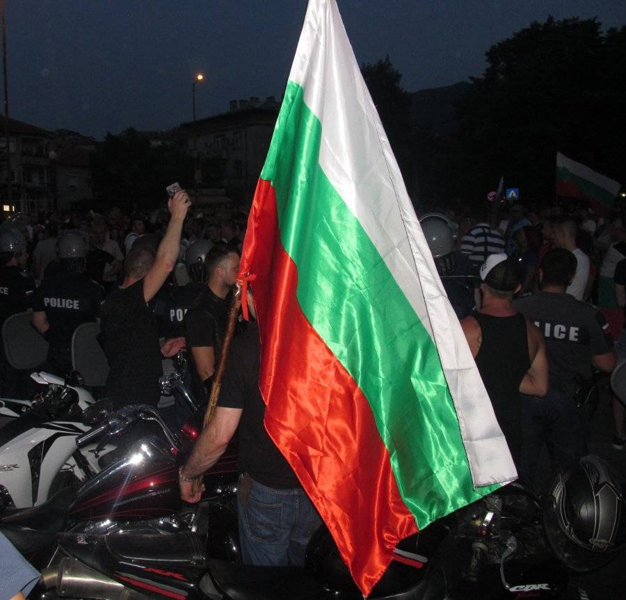Асеновград протестира за поредна вечер