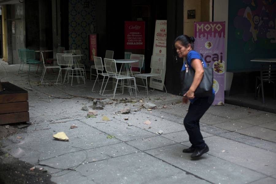 Земетресение с магнитуд 7.1 по Рихтер разтърси Мексико 