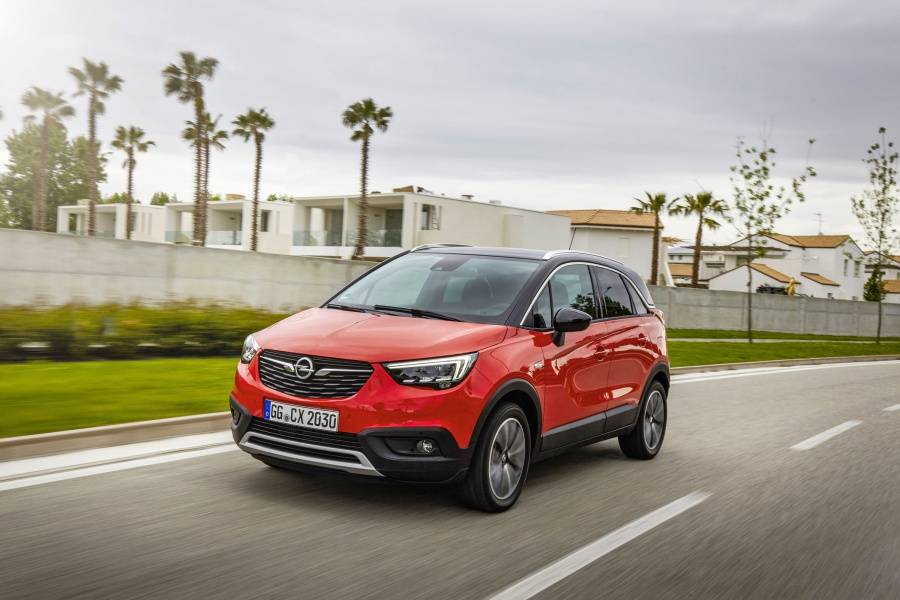Opel Crossland X - за градски маршрути и за дълги пътувания