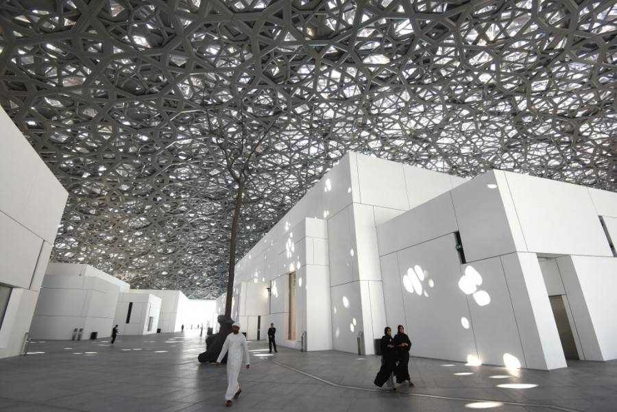Лувърът в Абу Даби