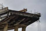 Зловещи кадри от моста на смъртта в Генуа