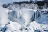 Как замръзва Ниагарският водопад