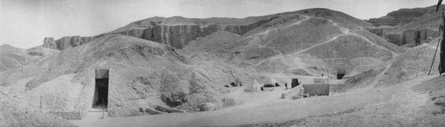 През 1922 г. е открита гробницата на Тутанкамон