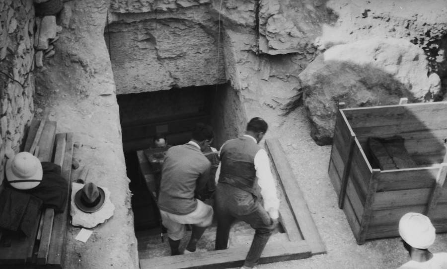 През 1922 г. е открита гробницата на Тутанкамон