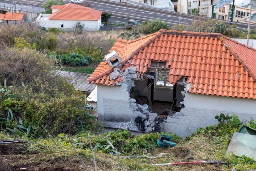 Кадри от мястото на автобусната катастрофа в Мадейра