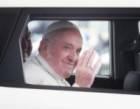 Папа Франциск пристигна в България