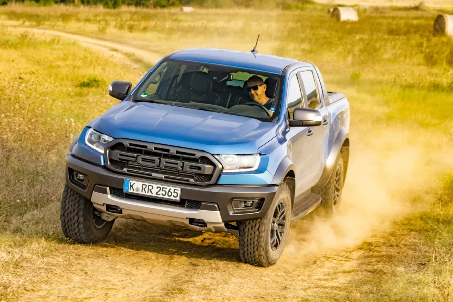 Ford Ranger Raptor е в стихията си извън пътя