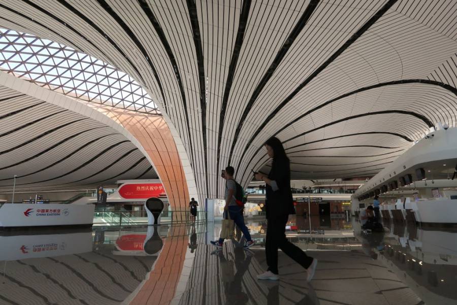 В Китай отвори врати най-скъпото летище в света