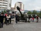 Асеновград се превърна във военно поле