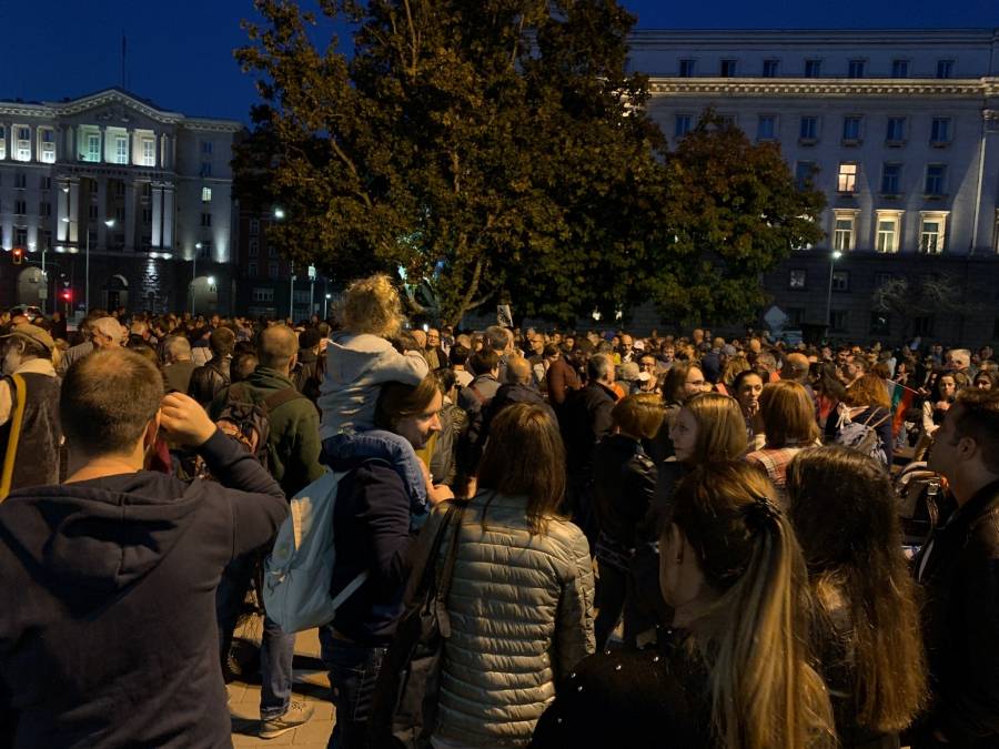 Протест пред Президенството срещу избора на Иван Гешев за главен прокурор