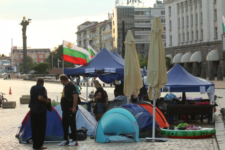 40 дни протести