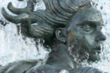 Лед скова статуи в Лондон
