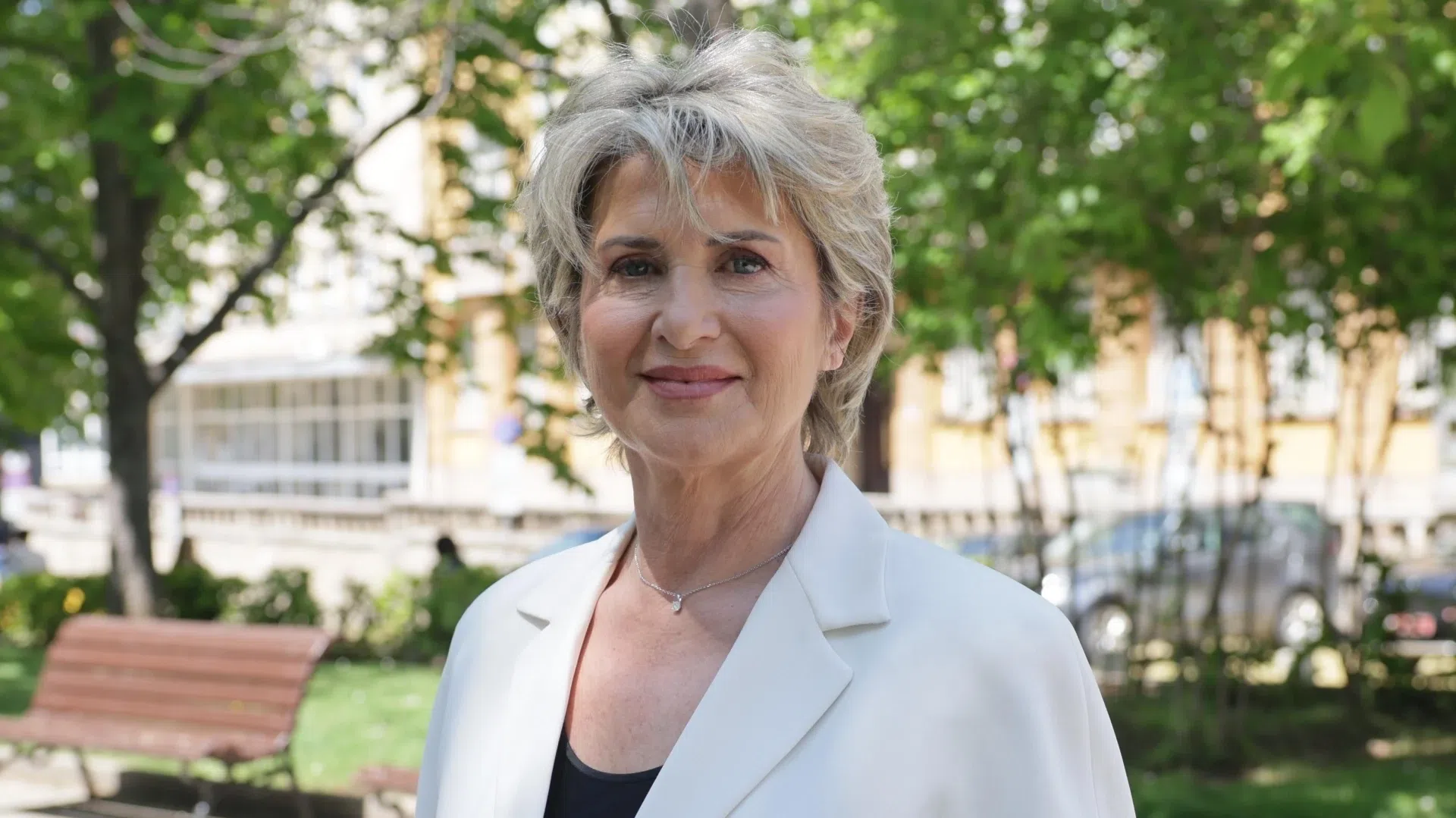 Весела Лечева