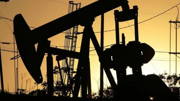 ЕС с принципно съгласие за налагане на петролно ембарго на Иран