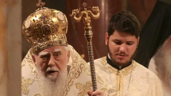Патриарх Максим благослови българския народ