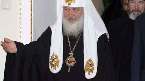 Руският патриарх призова правителството към диалог с опозицията