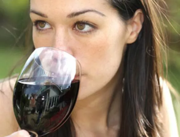 Червеното вино е препоръчително за дамите