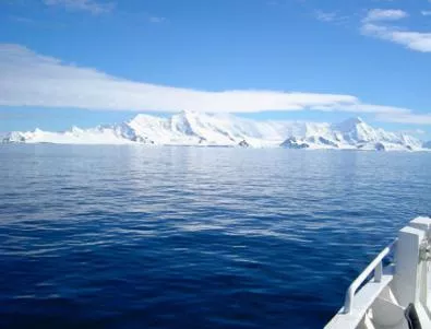 Загадката на подвижните антарктически езера