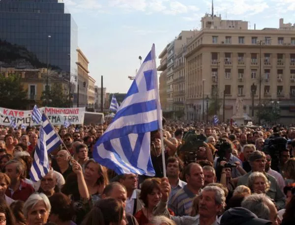 Fitch: Фалитът на Гърция е неизбежен