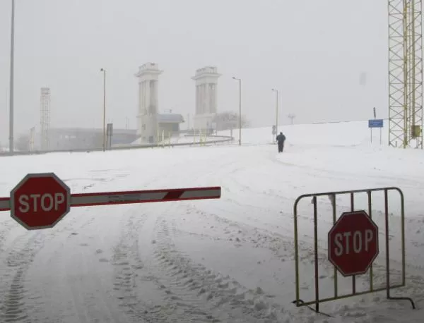 Румъния в смъртоносна зимна хватка, една българка загина