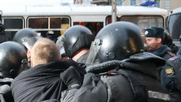 Призив: Руснаците да не протестират, много е студено
