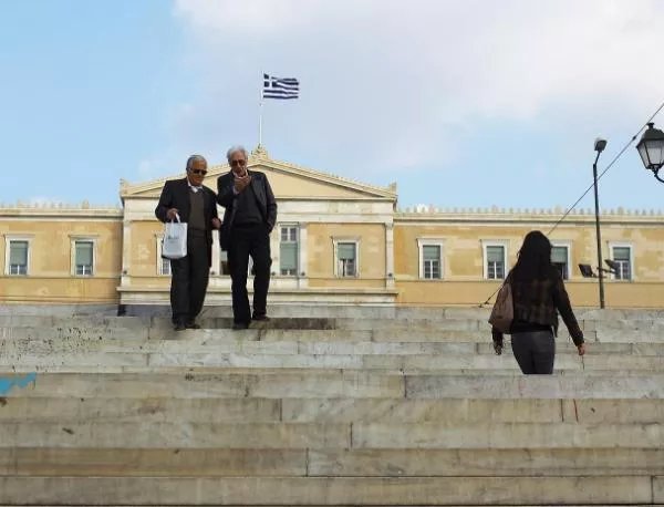 Гръцкият парламент одобри новия план за строги икономии