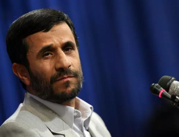 Ахмадинеджад разпореди строителството на 4 нови атомни реактора