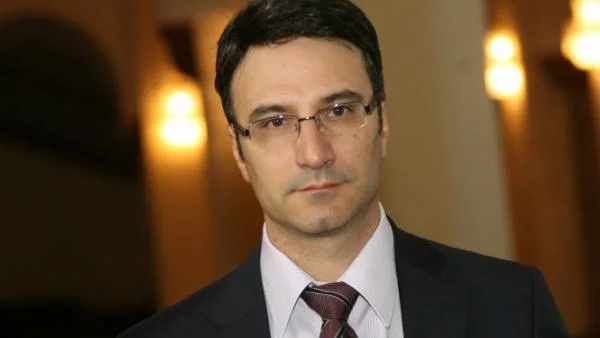 Трайков: Няма опасност за язовир "Бели Искър"