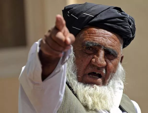 Талибани призоваха афганистанците да убиват "окупаторите" след изгарянето на Корана 