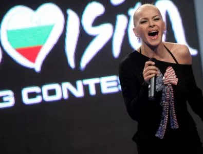 Бой Джордж лично агитира за Десислава на Евровизия  
