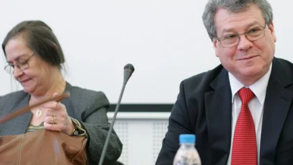 Прокурорът с "деца си умират по най-различни причини" няма да подава оставка