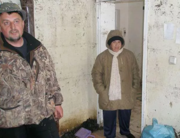 Бургас „осиновява” един от пострадалите домове в село Бисер

