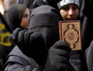 Идентифицираха американските военнослужещи, изгорили екземпляри от Корана