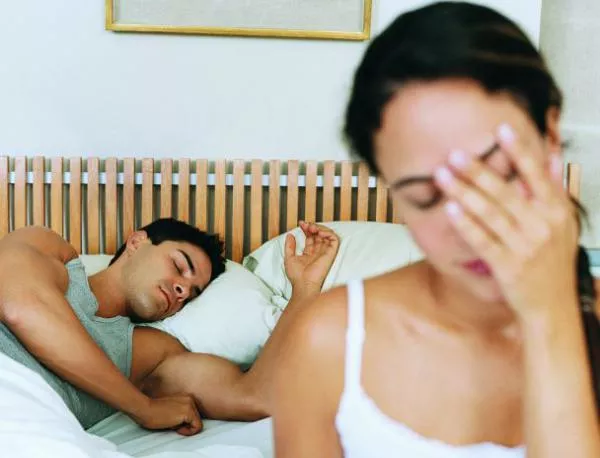 Учени доказаха: Жените наистина ги боли глава, когато отказват секс