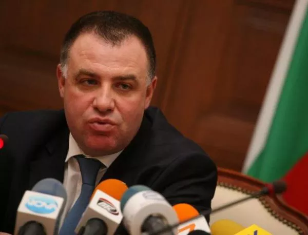 Яйцата пак плъзнаха Мирослав Найденов към оставка