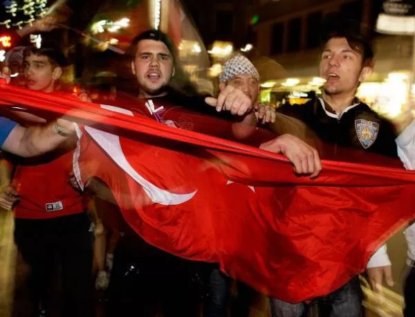 Само 10% от младите турци са пътували в чужбина