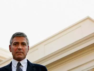Клуни алармира за зверствата в Судан