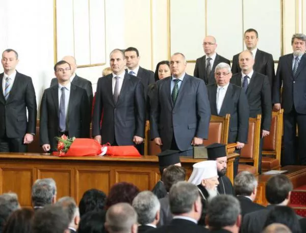 Парламентът ще гласува персоналните промени в Министерския съвет
