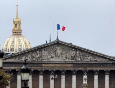 Уволниха френска учителка, поискала минута мълчание в памет на тулузкия убиец