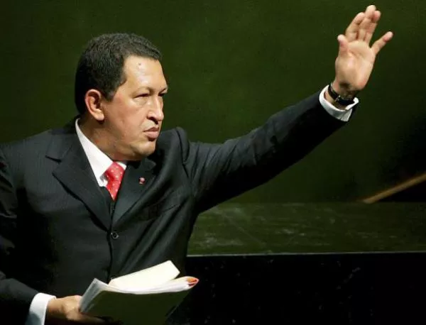 Чавес моли Бог за още живот