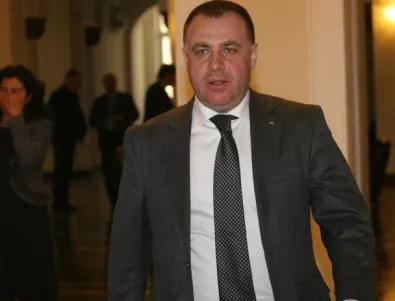 БСП иска оставката на Найденов