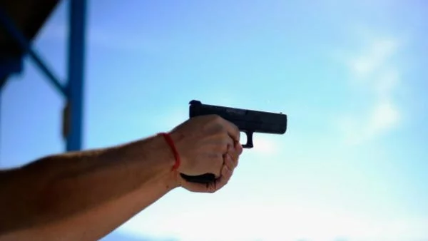 Правото на оръжие в САЩ: Свобода или слободия? 