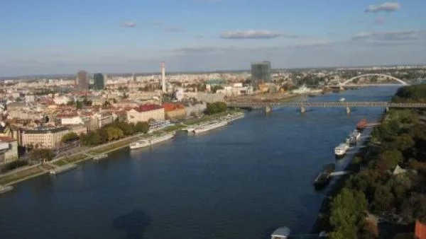 Словакия: Парите са в столицата, забравете провинцията!