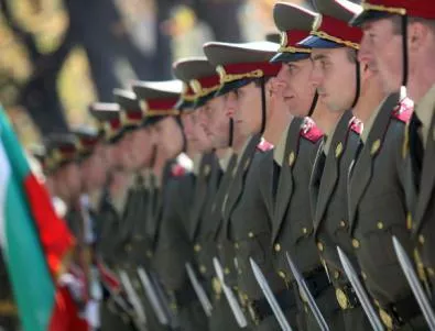Без военна техника на Празника на българската армия