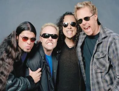 Черпят Metallica с българска ракия